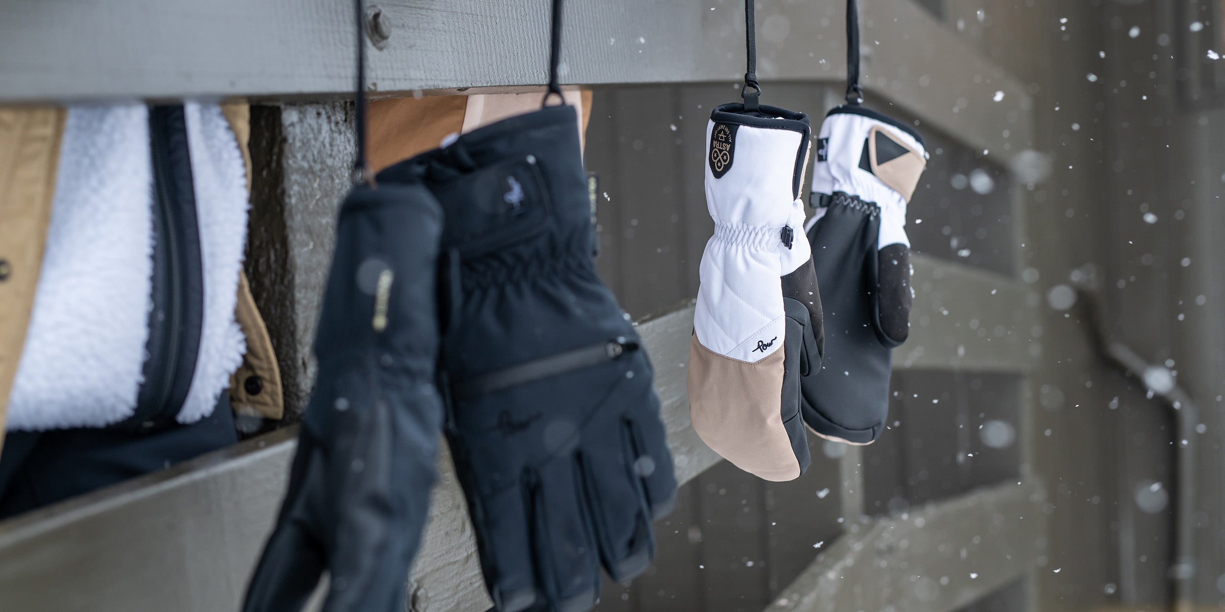 Gloves & Mitts