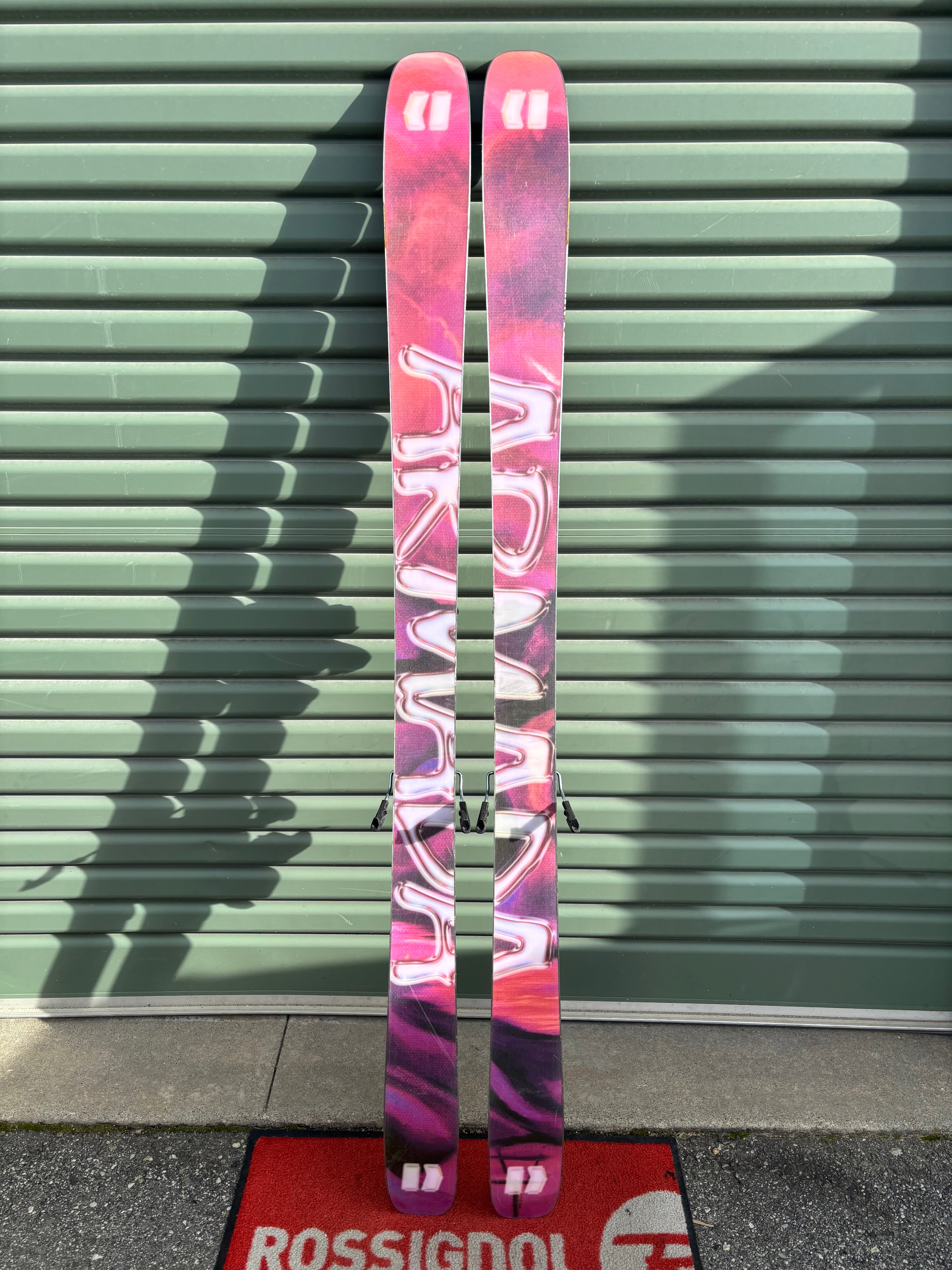 EX DEMO ARMADA ARV 94 MADSTEEZ + STRIVE 11 BINDINGS - 25/26