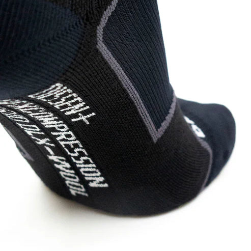 Dissent-GFX-Compression-DLX-Wool-9-Snow-Ski-Touring-Snowboard-Sock-Merino-Foot.JPG_2048x_545888ad-10a3-4902-960d-c28ca5a27398.webp