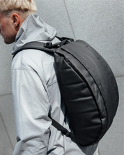 HUGGER BASE BACKPACK 15L