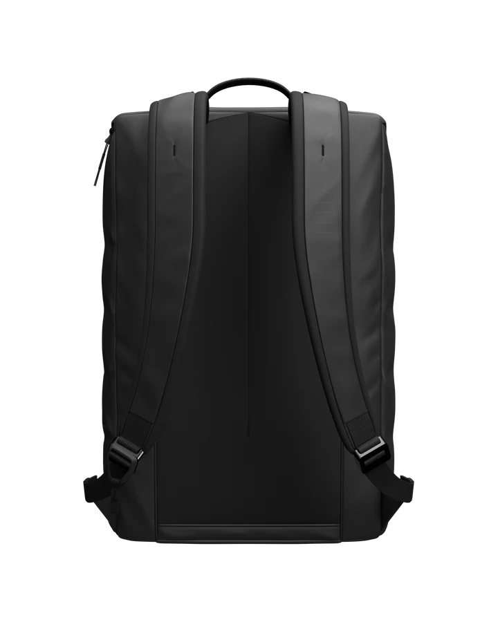 HUGGER BASE BACKPACK 15L