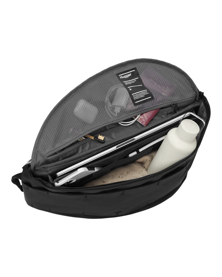 HUGGER BASE BACKPACK 15L