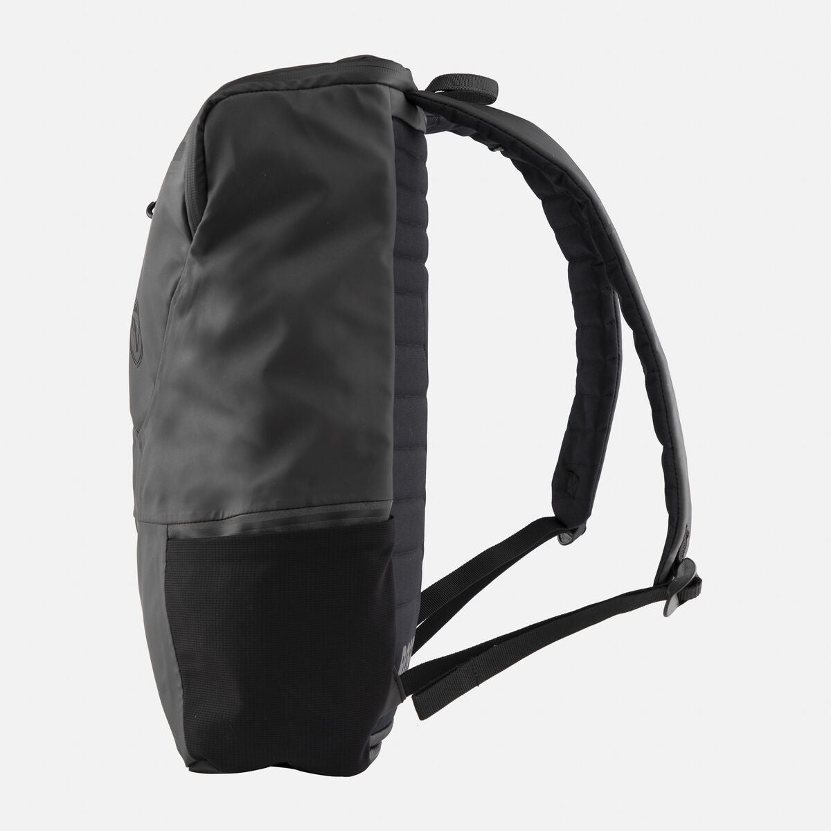 RKKB205_COMMUTERS_BAG_15L_BLACK_RGB72DPI_02.jpg