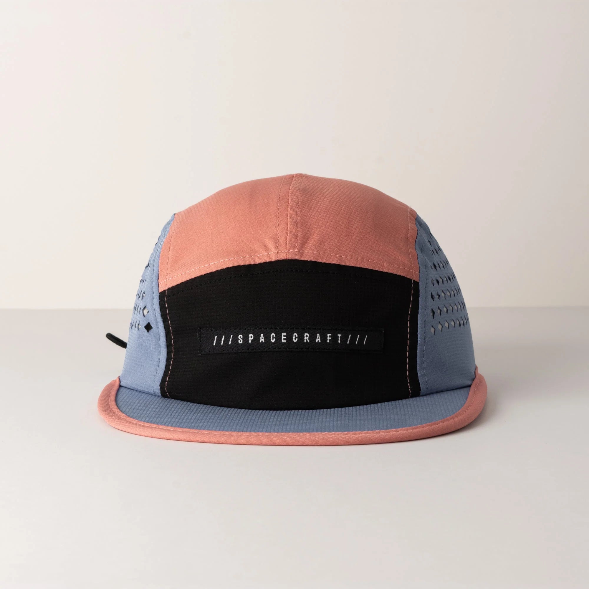 cadence-5-panel-lightweight-cap-613635_2000x_0a370730-345b-4f81-a5c2-fd9bc2bd9fc5.webp