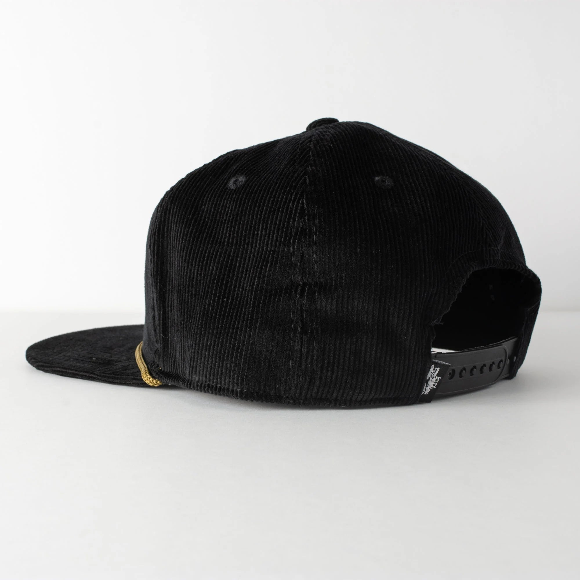 EXPLORER CAP
