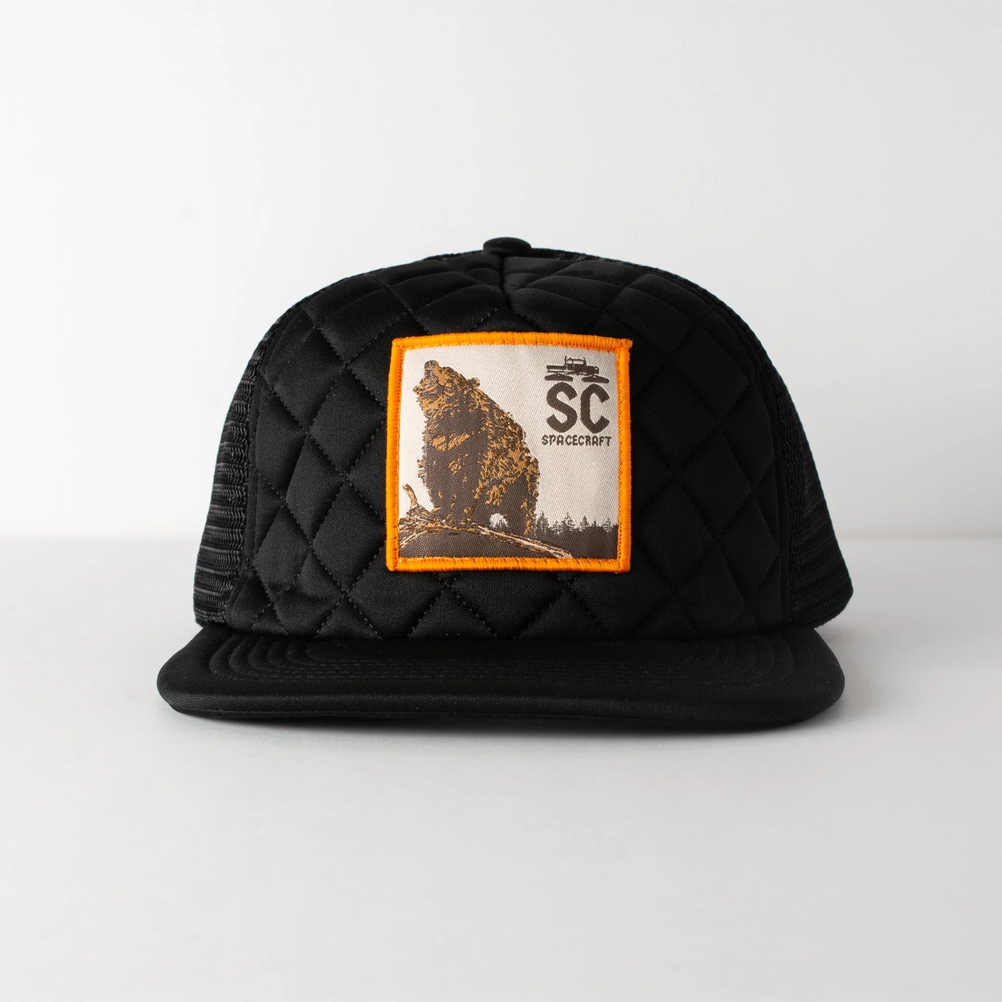hunter-trucker-302936_2000x_2165baf5-1260-4552-8f16-cd6a5dbfdc36.webp